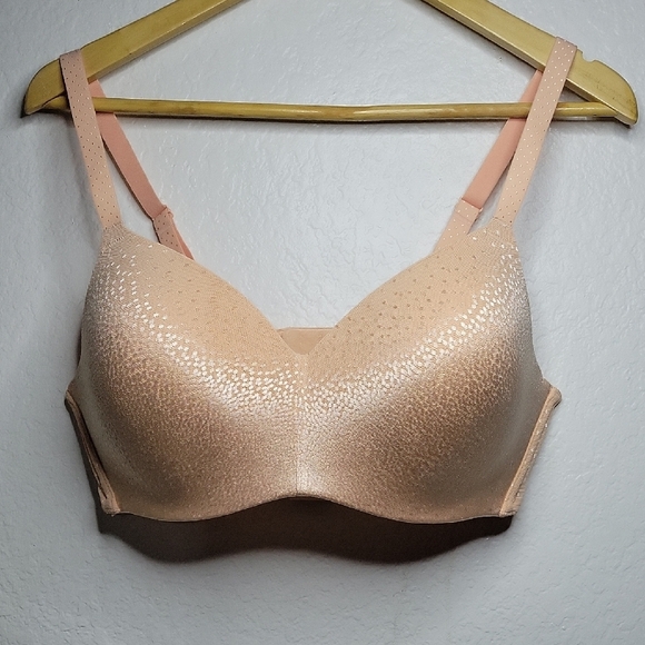 Wacoal Coral Bra with Molded Cups and Wide Straps New Size 36DD - Picture 2 of 9